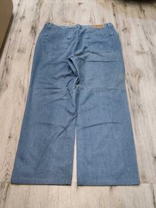Ma2571 Airwalk baggy jeans waist 34 inches