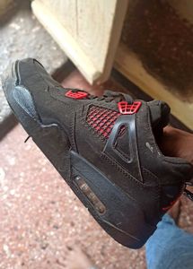 NIKE AIR  Good Condition