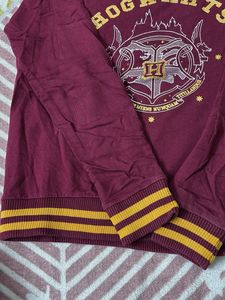 Hogwarts Graphic Print Sweatshirt