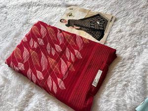 Elegant Red Leaf Print Saree😻