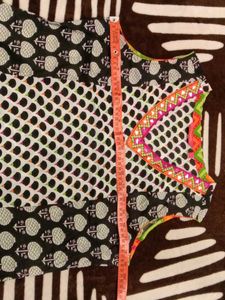 Women Kurtie