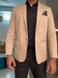 Beige Knit Blazer - Versatile &amp; Stylish!