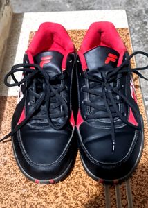 Shoe