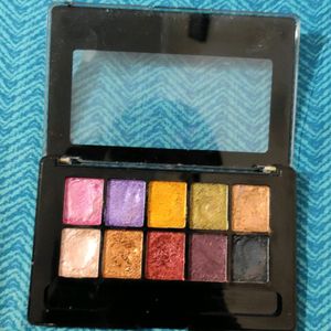 Combo of insight lipstick, Myglamm lipsticks and swiss beauty eyeshadow palette