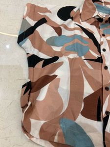 Abstract Print Short Sleeve Shirt