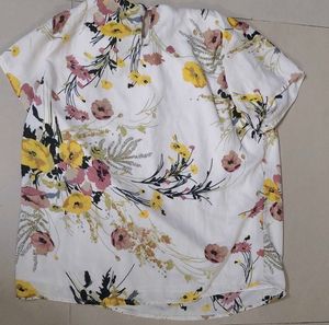 Harpa Beautiful Floral Top Just Tag Lost