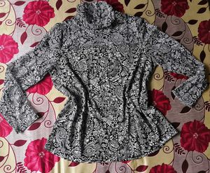 Plus Size Floral Print Top