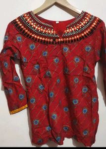 Red 🔴 Top 🦚 Print For Girl Or Woman 30 Bust
