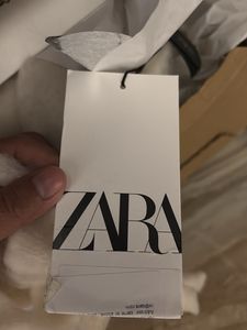 Zara Fringed Scarf - Stylish &amp; Cozy