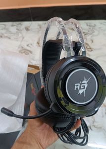 Brand new readgear RGB Gaming Headphone With Mic