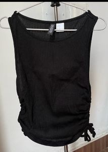 H&amp;M Ribbed Crop Top