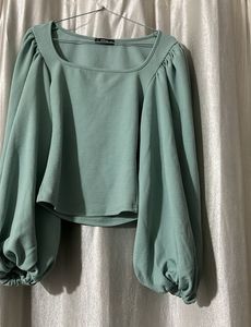 Stylish Green Balloon Sleeve Top