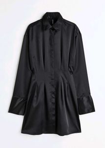 H&M Shirt Dress 🖤
