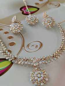 Elegant Crystal Jewelry Set