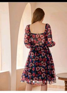 SALE ‼️URBANIC FLORAL PRINT MIDI DRESS
