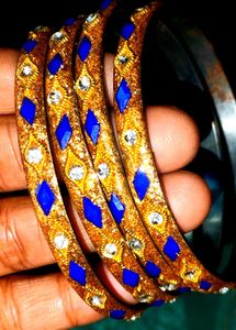 Sparkling Bangle Set