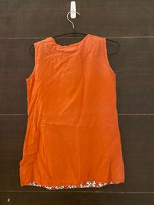 Floral Print Sleeveless short kurti