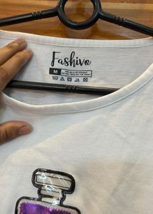 Cute white Tee