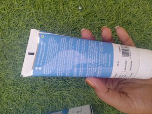 The Derma Co Face Wash