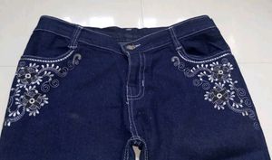 Women&#39;s Jeans New And Unused .