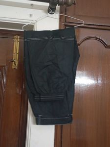 women&#39;s Black Cargo pants
