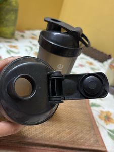 2 Boldfit Plastic Typhoon Gym Shaker Bottle