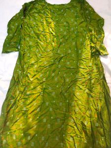 Green Kurti