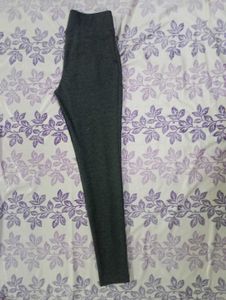Park Avenue Woman Slim Fit Jeggings