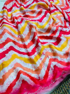Stylish Saree With Multicoulers🌸🩷
