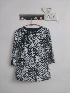 Black And White Top