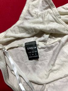 SHEIN White Halter Neck Crop Top / Backless