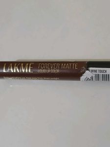 Lakme Lipstick 20 Wine Touch 16 Hrs Long Lasting