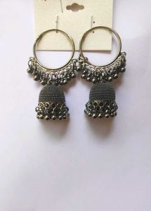 Honey&#39;s Jhumka Earrings