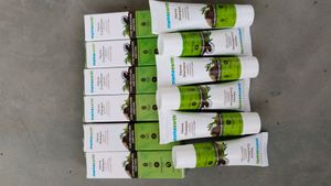 6 Pc Of Mamaearth Shampoo & Conditioner