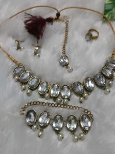 Elegant Stone Jewelry Set