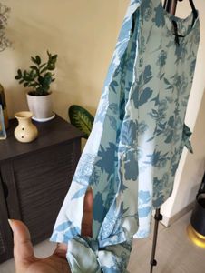 Floral Print Tie Sleeve Blouse