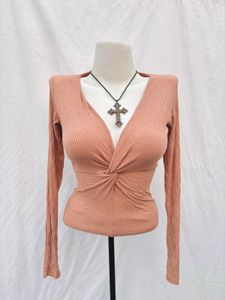Amisu Tan Twist Front Long Sleeve Top