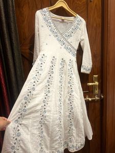 Elegant Embroidered Kurta
