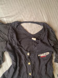 denim shorts+ black cutout shirt