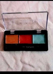 COMBO STAY QUIRKY COLORCORRECTOR &amp; WET N WILD BLUS