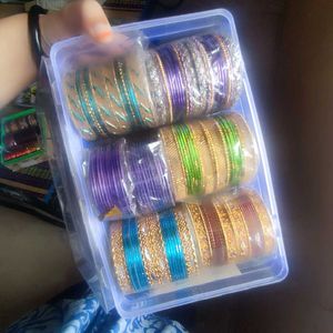 Metal Bangle Set