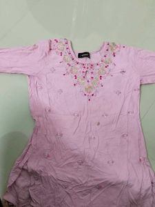 Embroidered Pink Kurta