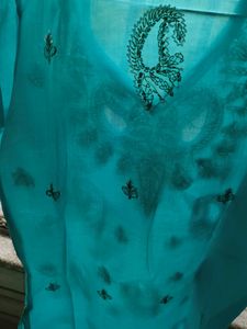 Ferozi Pure Lucknowi Kurta!
