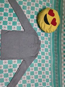 Elegant Grey Knit Sweater