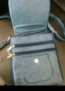 SLING BAG FOR GIRLS/ WOMEN