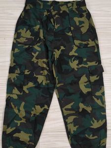 Army Print Denim Cargo Pants For Men.
