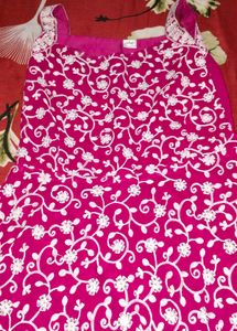 Beautiful Rose 💗 Gown For Girls And Ladies