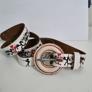 Women&#39;s belt design