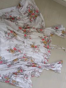 Pure Georgette Buy This AndGetFreeKurta