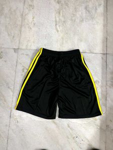 ADIDAS ORIGINALS MANCHESTER UNITED BLACK SHORTS